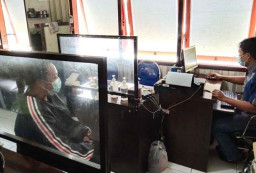 Tipu Belasan Orang, Wanita di Batu Diamankan