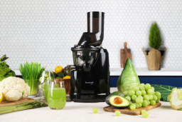 Juicing with The Best, Cara Mudah Mengonsumsi Jus dengan Teknologi Slow Juicer