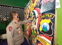 Salurkan Aspirasi Pecinta Seni, Polda Jawa Timur Gelar Bhayangkara Mural Festival 2021