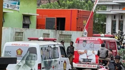 Pasutri Anggota Dewan Terjunkan Relawan Bantu Korban Gunung Semeru