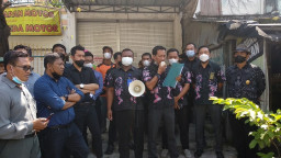 Juru Sita dengan Mudah Eksekusi Rumah di Sukodadi Karena Tanpa Perlawanan