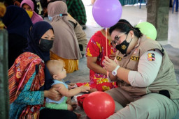 Polri Berikan Dukungan Psikososial terhadap Warga Terdampak Erupsi Semeru