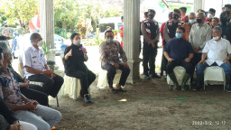 Ajak Ketua Banggar, Puan Maharani Seriusi Tangani Banjir di Lamongan