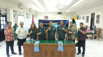 Persiapan Kompetisi Musim Depan, Persela Tunjuk Owner Belikopi sebagai Manager