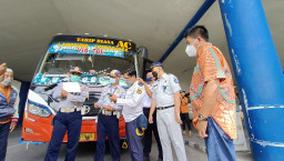 Dishub Kota Kediri Periksa Kelayakan Angkutan Mudik Lebaran di Terminal Tamanan