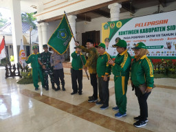 Berangkatkan 631 Atlet, Bupati Gus Muhdlor Targetkan Juara Satu Porprov Jatim 2022