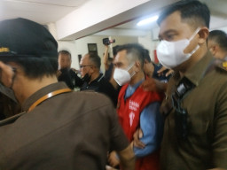 Khawatir Pengaruhi Keterangan 5 Saksi Santriwati, Bechi Digelandang Keluar Sidang