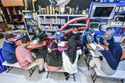 Pelayanan ''Sayang Warga'' Oleh Camat dan Lurah Selesaikan Persoalan Warga