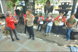 Terinspirasi dari Mobil Karavan Indah Kurnia, Polda Jatim Luncurkan Anggrek Semeru Mobile Stage