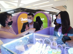 Buka Booth Baru di Tunjungan Plaza, Koleksi Baru Frank and Co Jadi Buruan Fans BTS Surabaya