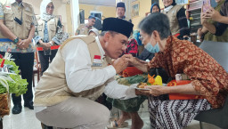 Kunjungi Panti Werdha Hargo Dedali, DLU Ajak Para Lansia Hidup Sehat dan Bahagia