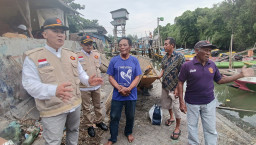 Sambangi Nelayan Morokrembangan, BHS Dorong Pemkot Atasi Pendangkalan Sungai