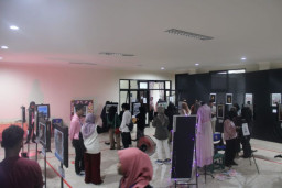 Pameran Fotografi AFO Unesa Dipadati Pengunjung hingga Luar Kota