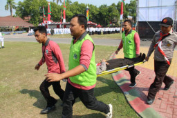 Puluhan Peserta Upacara Peringatan Hari Jadi Pemkab Jombang Pingsan