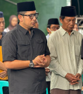 Turut Berbela Sungkawa, Pj Wali Kota Ali Kuncoro Takziah Ke Rumah Duka Istri Kepala BPKAD Kota Mojokerto
