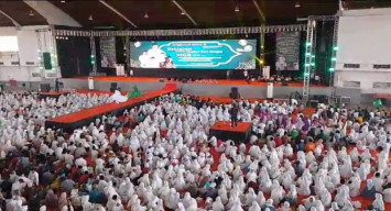 Ribuan Jamaah Mafia Sholawat dari Kabupaten Trenggalek Ikuti Sholawat Kebangsaan