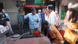 Fasilitas Kurang Memadai, BHS Siap Bantu Pemerintah Tangani Pasar Asemrowo