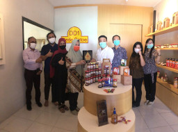 Ubaya Gandeng UKM Setempat agar Makin Maju