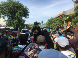 Machfud Arifin Akan Hidupkan Lagi Ekonomi Warga Sekitar Gelora 10 November