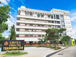 Gedung Baru FTb Ubaya Diresmikan Menristek