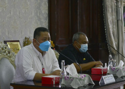 Rakor PKKM, Pastikan Jam Operasional Mall hingga Pukul 20.00 WIB