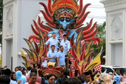 Konsolidasi dan Rakorda TKD Jatim, Hashim Djojohadikusumo Diarak di Hotel Empire Palace