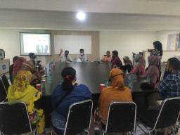 Untuk Perubahan, Pedagang Pasar Jarak Siap Menangkan Machfud-Mujiaman