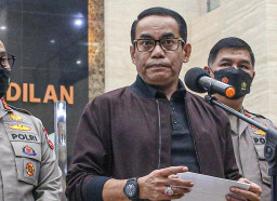 "Copot Irjen Andi Rian"