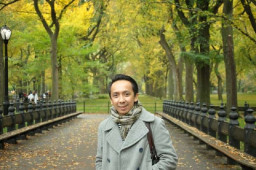 Anak Sopir Angkot yang Kini Sukes Jadi CEO di New York