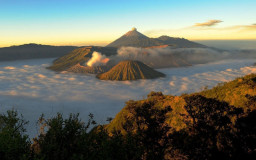 Pembukaan Bromo-Semeru Ikuti Aturan Pusat