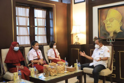 824 Pelajar Surabaya Dapat Beasiswa Penghafal Kitab Suci