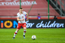 Kacper Kozlowski Jadi Incaran Juventus dan Barcelona