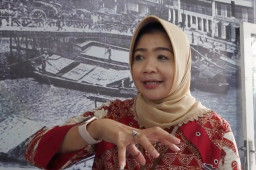 Jemput Bola, Dinsos Surabaya Salurkan BLT Permakanan bagi KPM Sakit