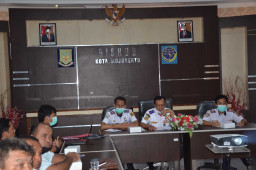 Sosialisasi Bansos Kenaikan BBM Sasar Puluhan Sopir Ojek