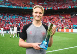 Kasper Dolberg Catat Gol Bersejarah Denmark