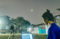 Pegiat Fotografi di Bojonegoro Berburu Fenomena Hujan Meteor Perseid