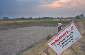 Para Petani Menjerit, Embung Untuk Irigasi di Nganjuk Kering Kerontang
