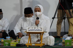 Ning Ita Ajak ASN Kota Mojokerto Rutinkan Sholawat Tibbil Qulub Hadapi Pandemi