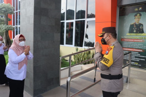 Polres Gresik Gelar Apel Pasukan Operasi Ketupat Semeru 2021