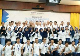 Dorong SDM Unggul, Pelindo III Berikan Sertifikat Magang Mahasiswa