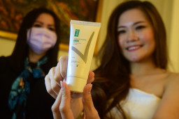 Bangkitkan Industri Kecantikan dengan Luncurkan 2 Produk Skin A