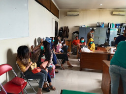 Baca juga : Satpol PP Grebek Cafe Kembangjati dan Amankan Belasan Purel