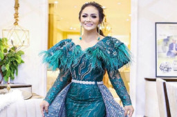 Raih Indonesia's Beautiful Women di Hari Kartini