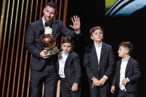 Baca juga : Lionel Messi Raih Ballon d'Or 2023, Kalahkan Haaland dan Mbappe
