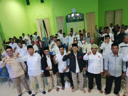 HM Rofiq Temukan Harga BBM Tidak Satu Harga di Bawean