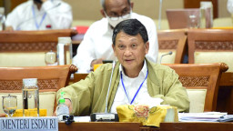 Menteri ESDM Pastikan Tak Ada Skema Power Wheeling di RUU EBT