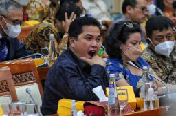 Menteri Erick Pastikan Harga BBM Turun