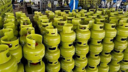 Pemerintah Mulai Uji Coba Pembatasan Beli LPG 3 Kg Tahun Depan
