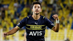 Gagal Selebrasi Gara-Gara Jersey Ketiga Puma