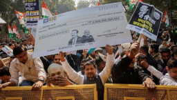 Terkait Skandal Taipan Adani, Oposisi Demo Turun ke Jalan-jalan